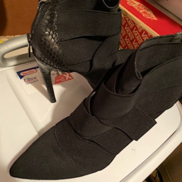 Jessica Simpson booties - Picture 3 of 3